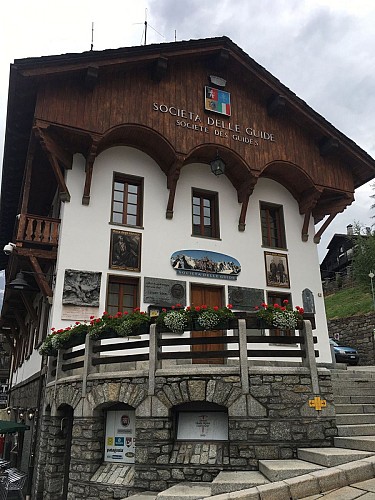 TMB 4  - REFUGE ELISABETTA SOLDINI - REFUGE BERTONE