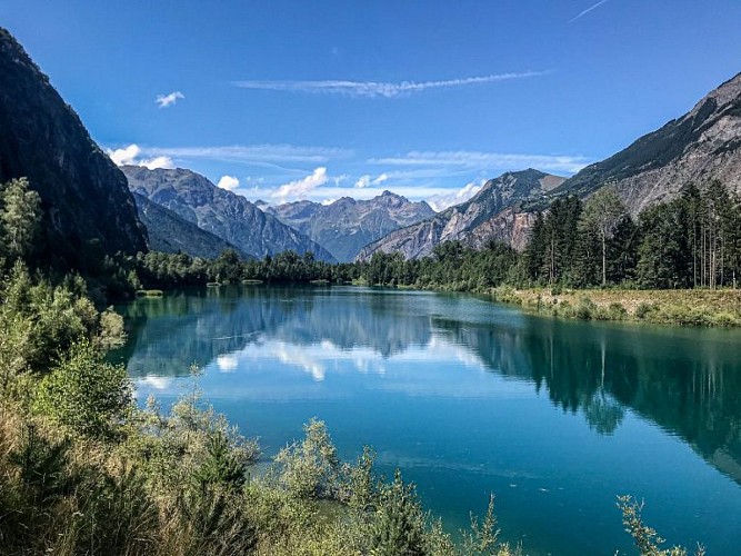Lac Bleu en Lac de Buclet, korte wandeling vanaf de parkeerplaats van Lac Bleu