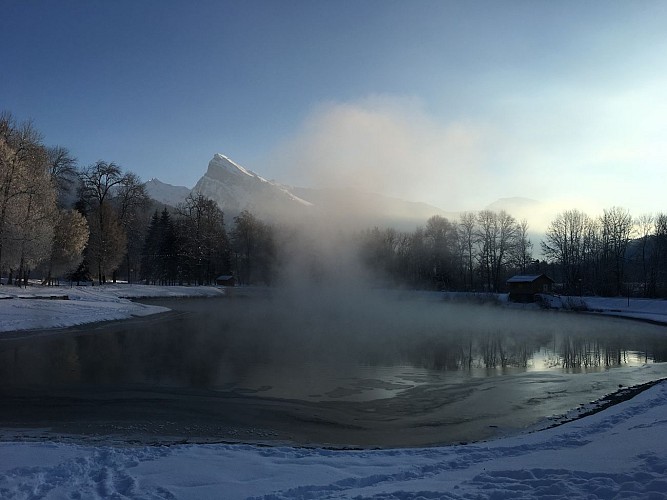 Walking itinerary: "Le lac Bleu - Les Miaux - Le Châtelard" (Blue Lake - Les Miaux - Le Châtelard)