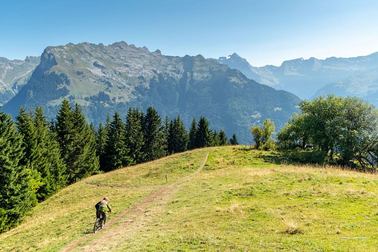 VTT - Lac des Gouilles Rouges - Samoëns 1600