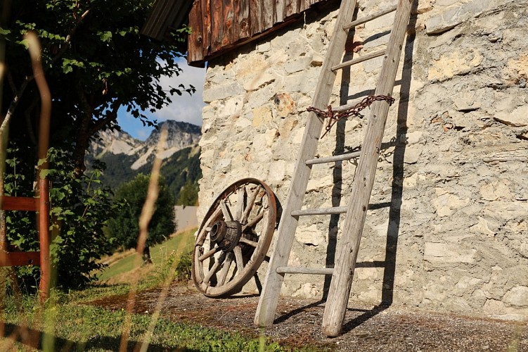 Le chemin du facteur_Saint-Michel-les-Portes