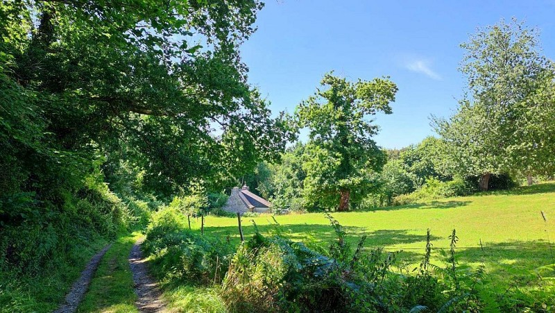 Tréduder - Descente vers la vallée du Yar