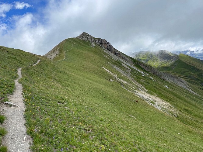 Rocher du vent et col de la Sauce