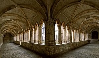 Le Cloître de la Cathédrale Saint-Jean-Baptiste