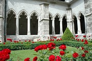 Le Cloître de la Cathédrale Saint-Jean-Baptiste