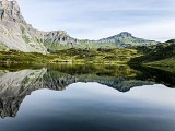 Lac et montagne de Pormenaz