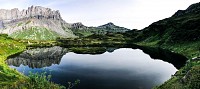 Lac et montagne de Pormenaz