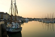 Le port de Saint-Vaast-la-Hougue
