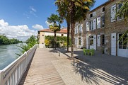 Terrasse office de tourisme pays grenadois