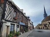 Dangeau - Place de l'église