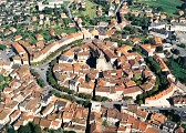 Maurs, Cité médiévale