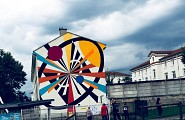 Street Art Lady M