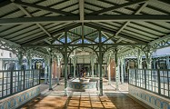 Pavillon de la source Lardy