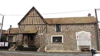 Gilles - Mairie
