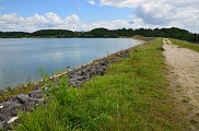0272_LacEscourrouxSerresDigueLac