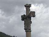 Croix de peste à personnage