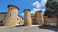 Château médiéval Les Tours