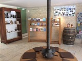 intérieur bureau d'information de Matha_1