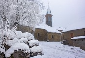 Eglise Saint-Antoine et son Sully
