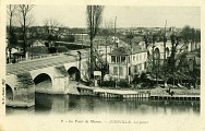 Sur le pont de Joinville, rive droite (circuit vélo)