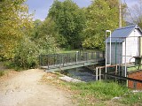 Ponton sur le canal