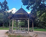 Le lac de Gravelle et le kiosque