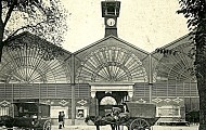 Le centre-ville et le marché couvert