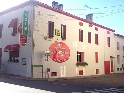 Hôtel-Restaurant Les Cordeliers
