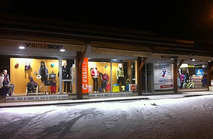 Magasin de sports Intersport Ski 3