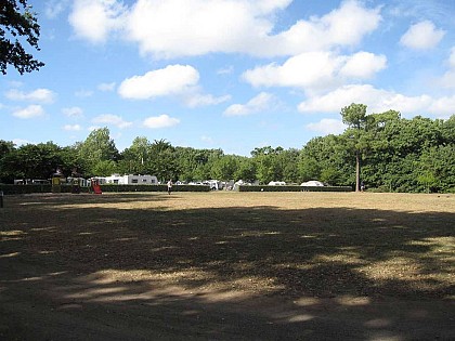 Emplacements au Camping Le Bois du Bouquet