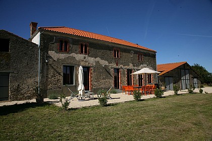 LA CONVIVIALITÉ D’UN GÎTE RURAL POUR SE RETROUVER ENTRE AMIS