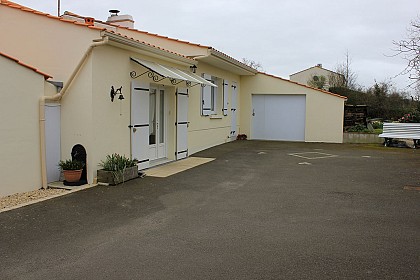 UN PETIT COIN DE CAMPAGNE, DANS LE PAYS DE SAINT-GILLES