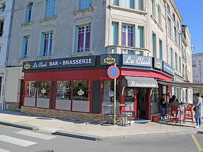 BAR LE CLUB