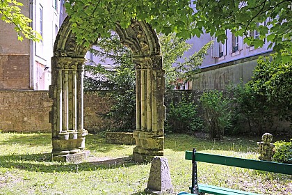Garden of the Princerie Museum
