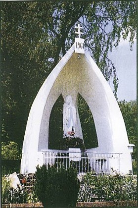 Virgin mary’s statue