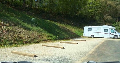 Aire communale de Castelnaud-la-Chapelle