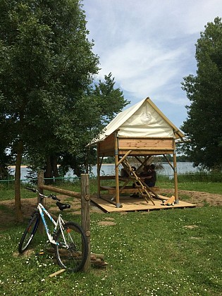 ANJOU BIVOUAC AU CAMPING AU BORD DE LOIRE