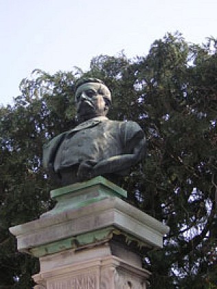 Buste du Docteur Villemin