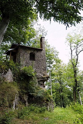 Ruines du Château de Bruyères