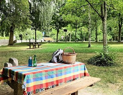 Aire de pique-nique d'Augerville-la-Rivière