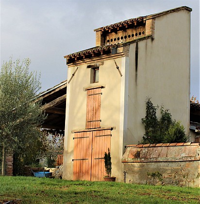 Pigeonnier route du Burgaud