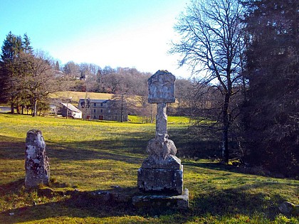 Croix monumentale du Bélier ou des Templiers