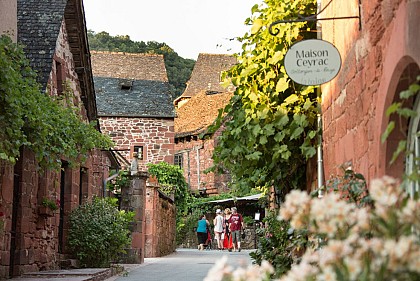Un chemin de Saint-Jacques, variante Turenne - Collonges la Rouge - Martel