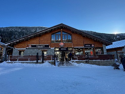 Sport 2000 SkiM'Play - Location ski et VTTAE La Norma