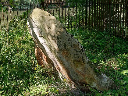 Menhir de la Pierre Beaumirault