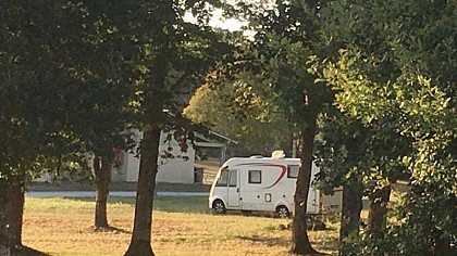 Aire de stationnement camping-car Echourgnac
