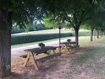 Aire de pique nique à Saint-Romain-de-Monpazier