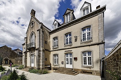 Ambrières - Médiathèque