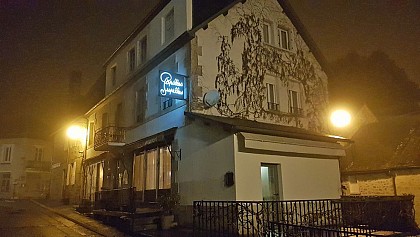 Aux Papilles d'Egletons - Hôtel