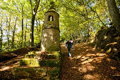 L'oratoire de Notre-Dame de Grâce et la pierre des morts